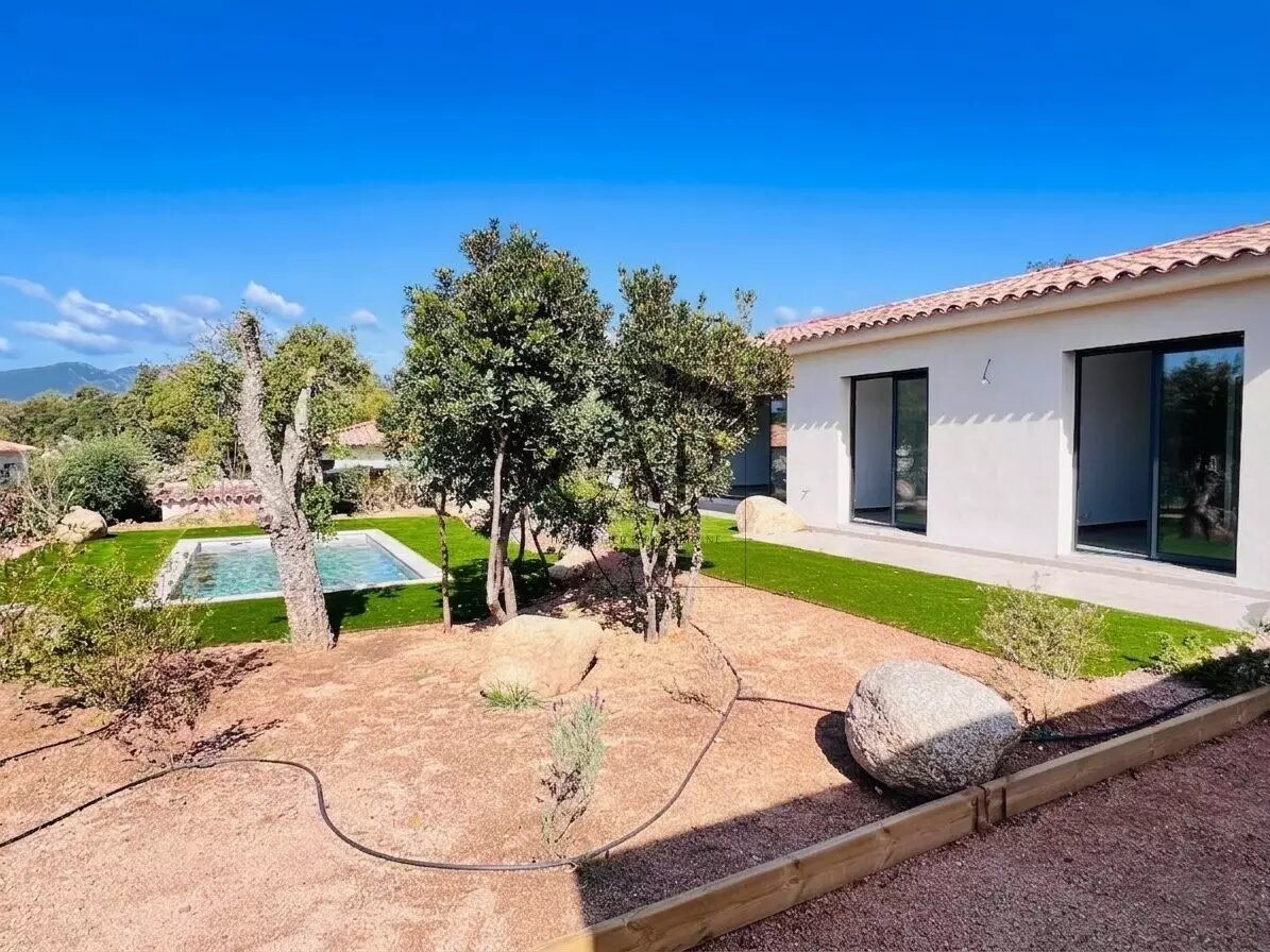 Maison à vendre, 106m², Lecci