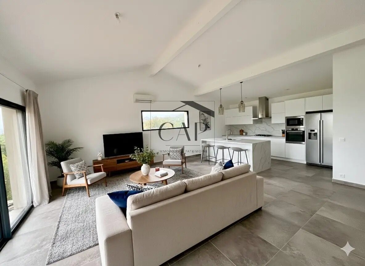 Maison à vendre, 106m², Lecci