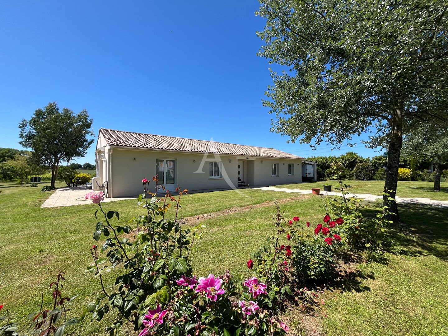 Maison à vendre, 142m², Montendre