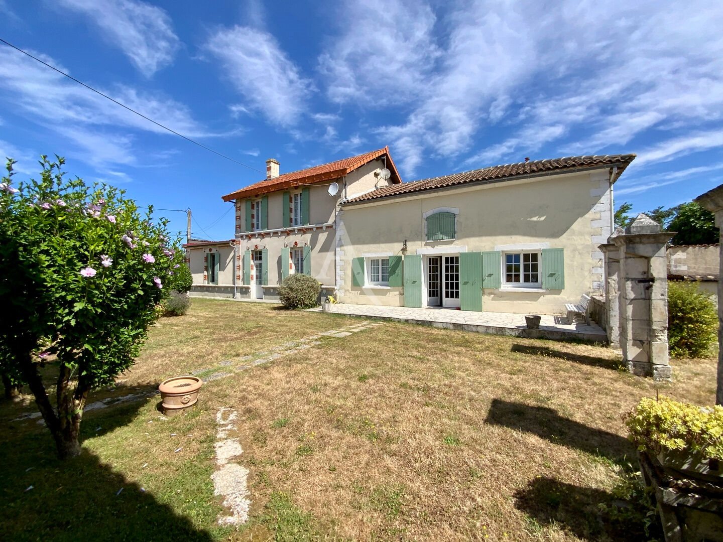 Maison à vendre, 138m², Barbezieux-Saint-Hilaire