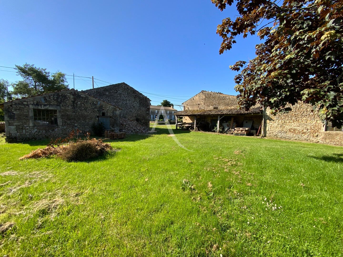 Maison à vendre, 250m², Saint-Palais-de-Phiolin