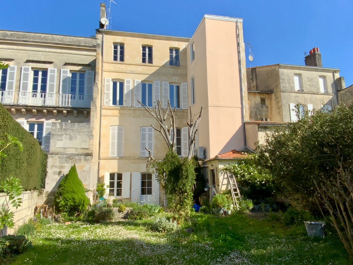 Maison à vendre, 260m², Jonzac