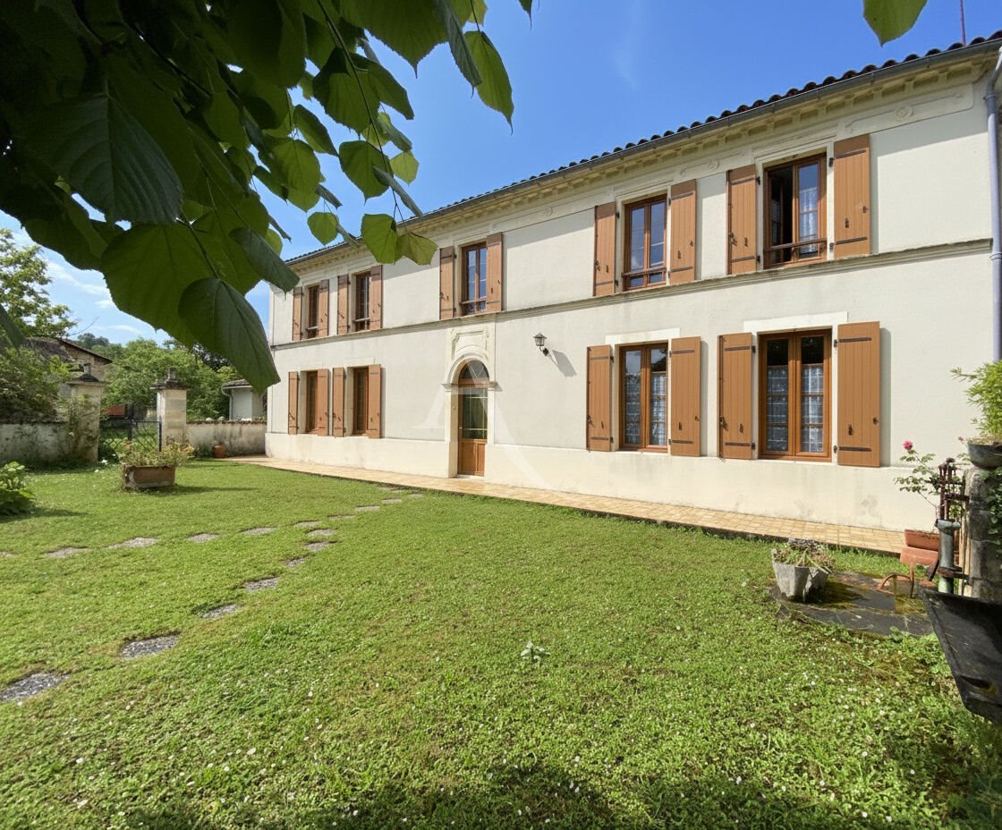 Maison à vendre, 165m², Mirambeau