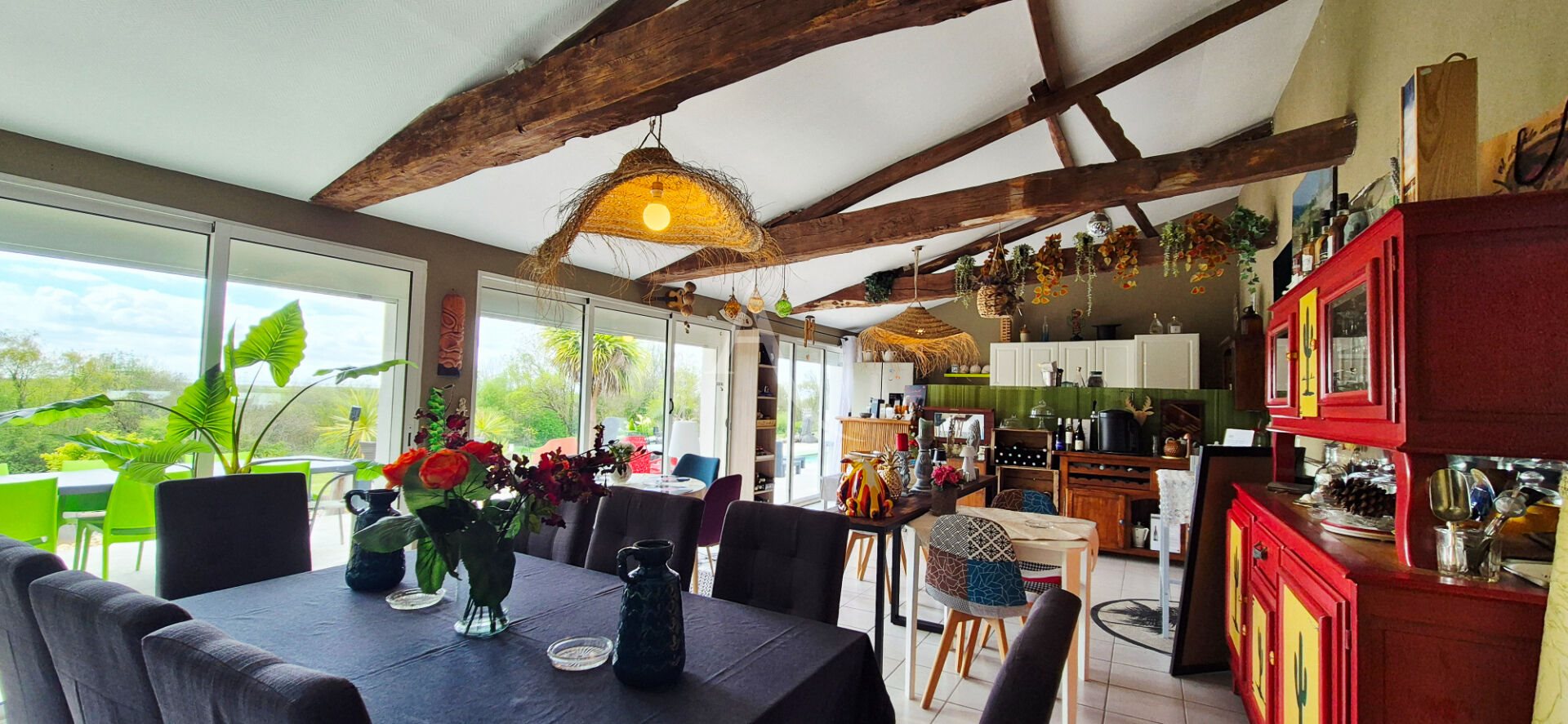 Maison à vendre, 300m², Mortagne-sur-Gironde