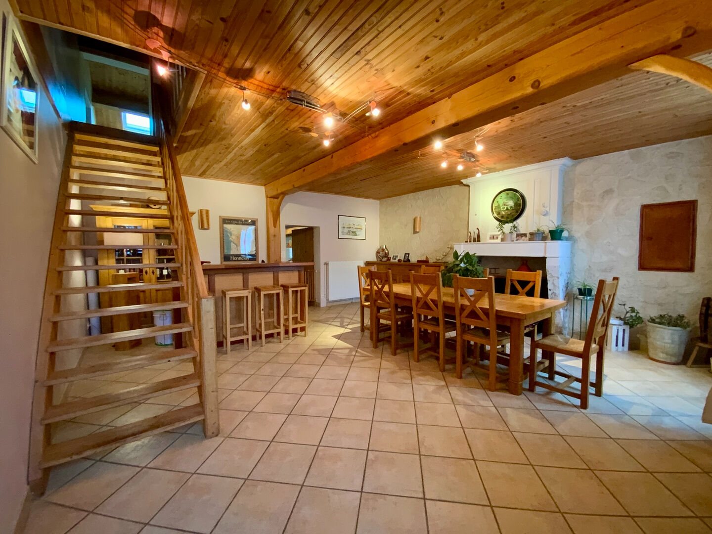 Maison à vendre, 200m², Mirambeau