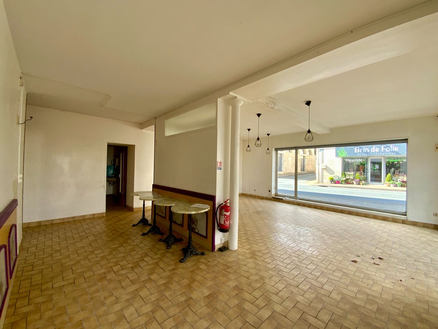 Maison à vendre, 430m², Saint-Genis-de-Saintonge