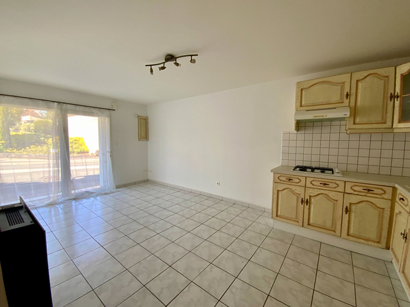 Maison à vendre, 66m², Montendre