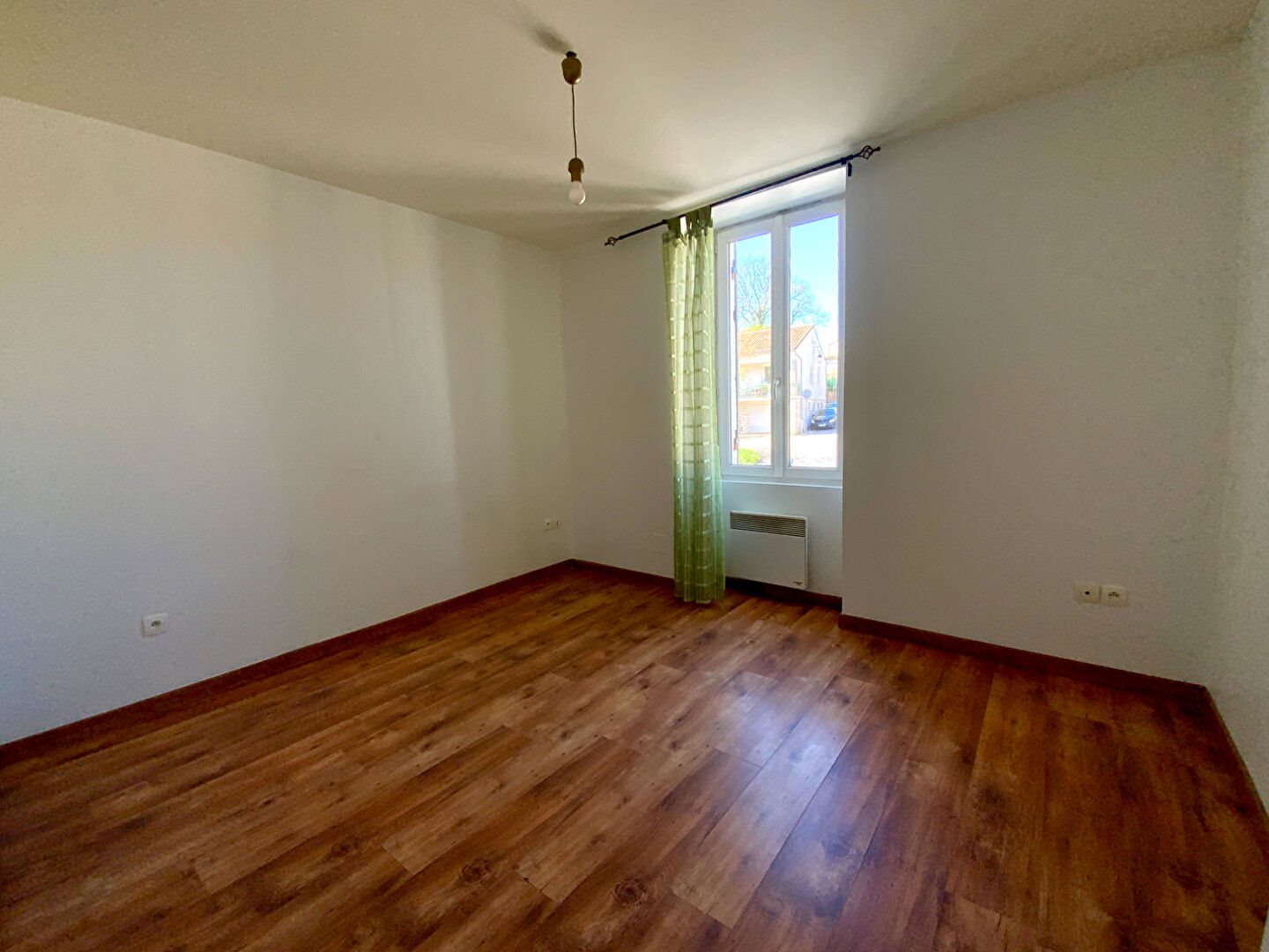 Maison à vendre, 66m², Montendre
