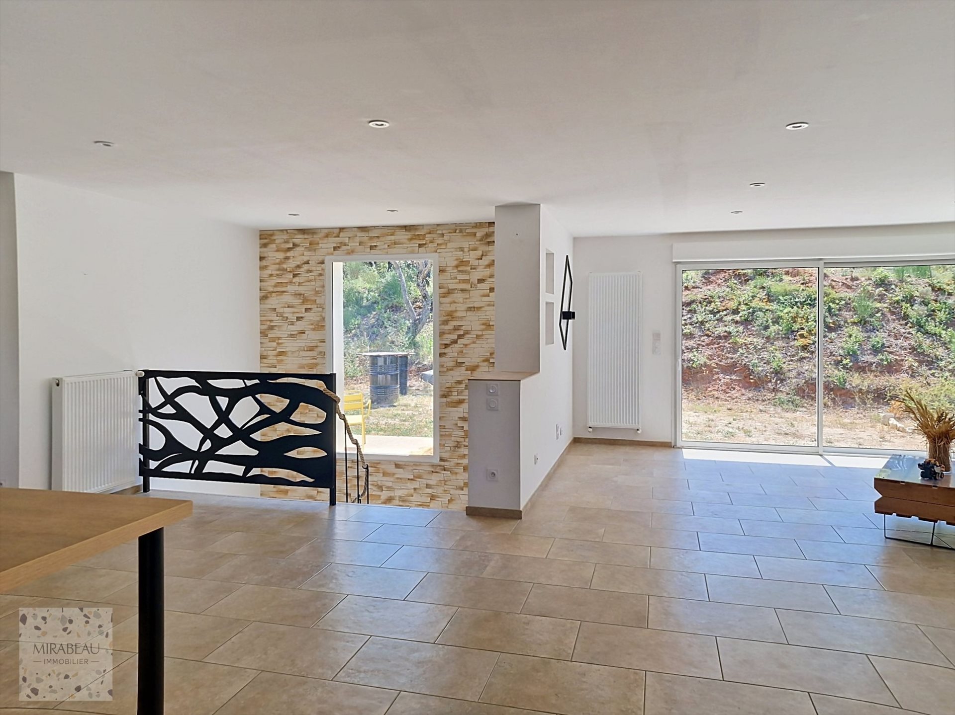 Maison à louer, 150m², La Bastide-des-Jourdans