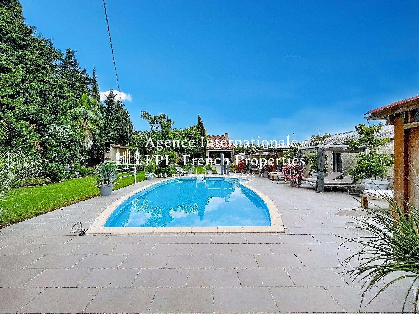 Maison à vendre, 194m², Pézilla-la-Rivière