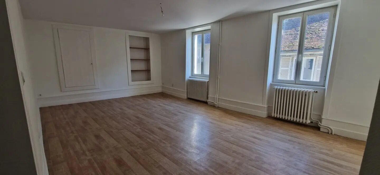 Maison à vendre, 82m², Lubersac
