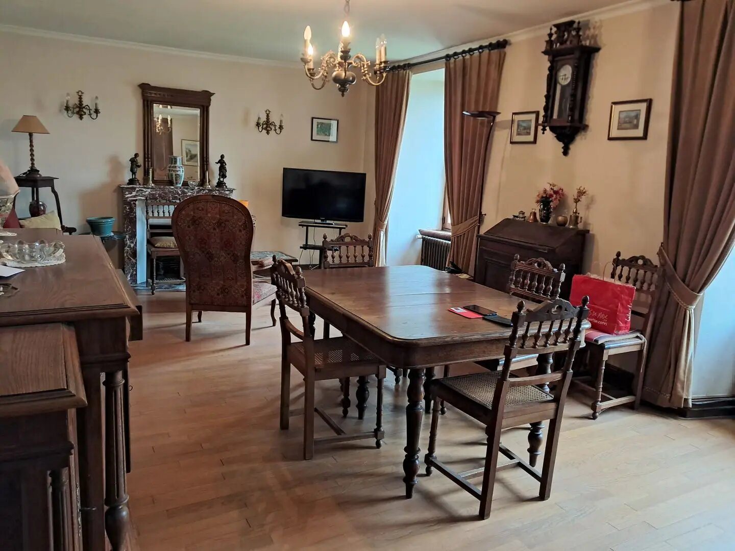 Maison à vendre, 210m², Lubersac