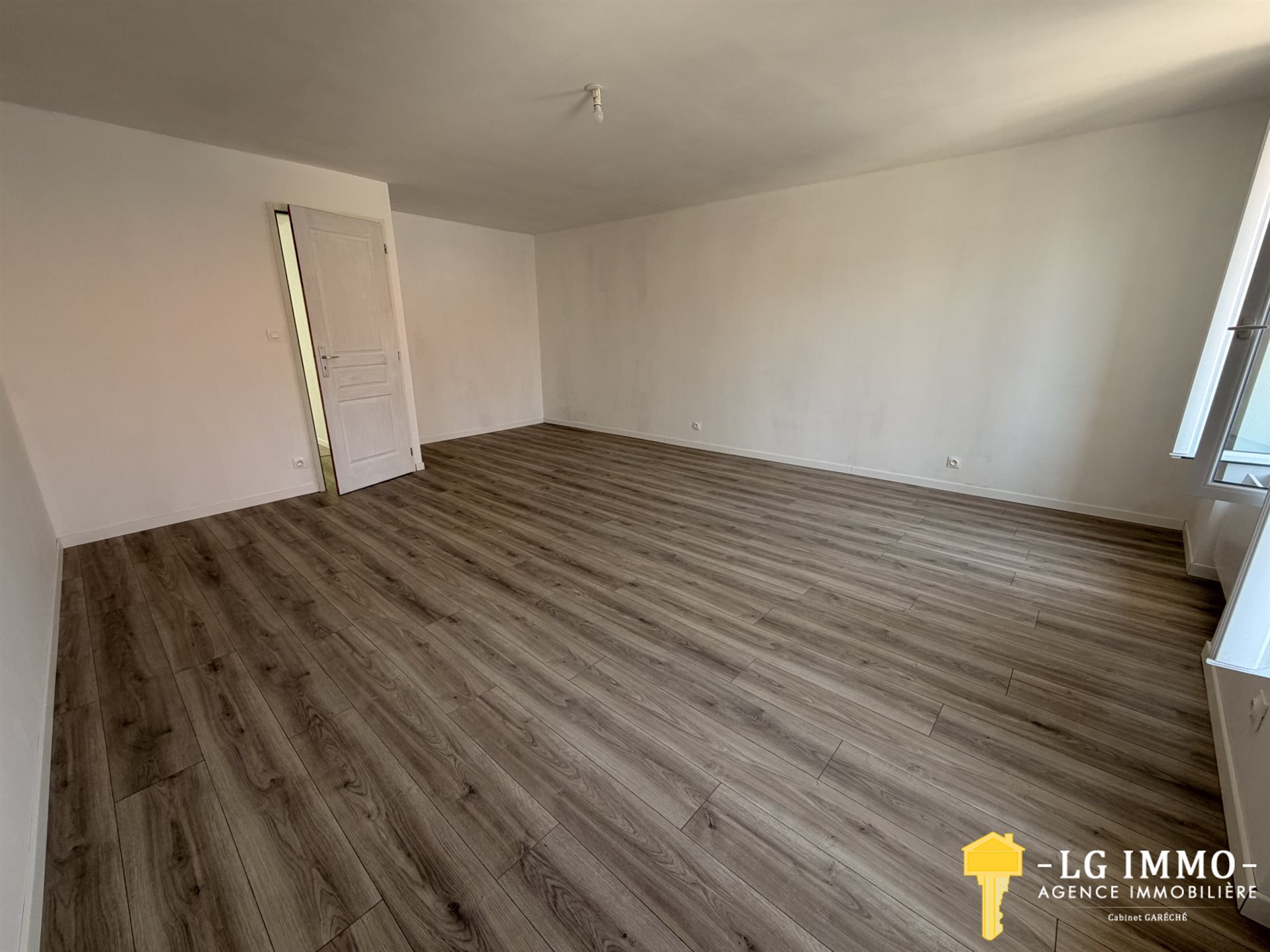 Appartement à louer, 120m², Mirambeau