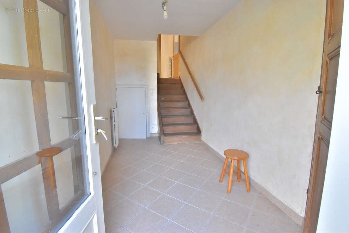 Maison à vendre, 170m², Dornes