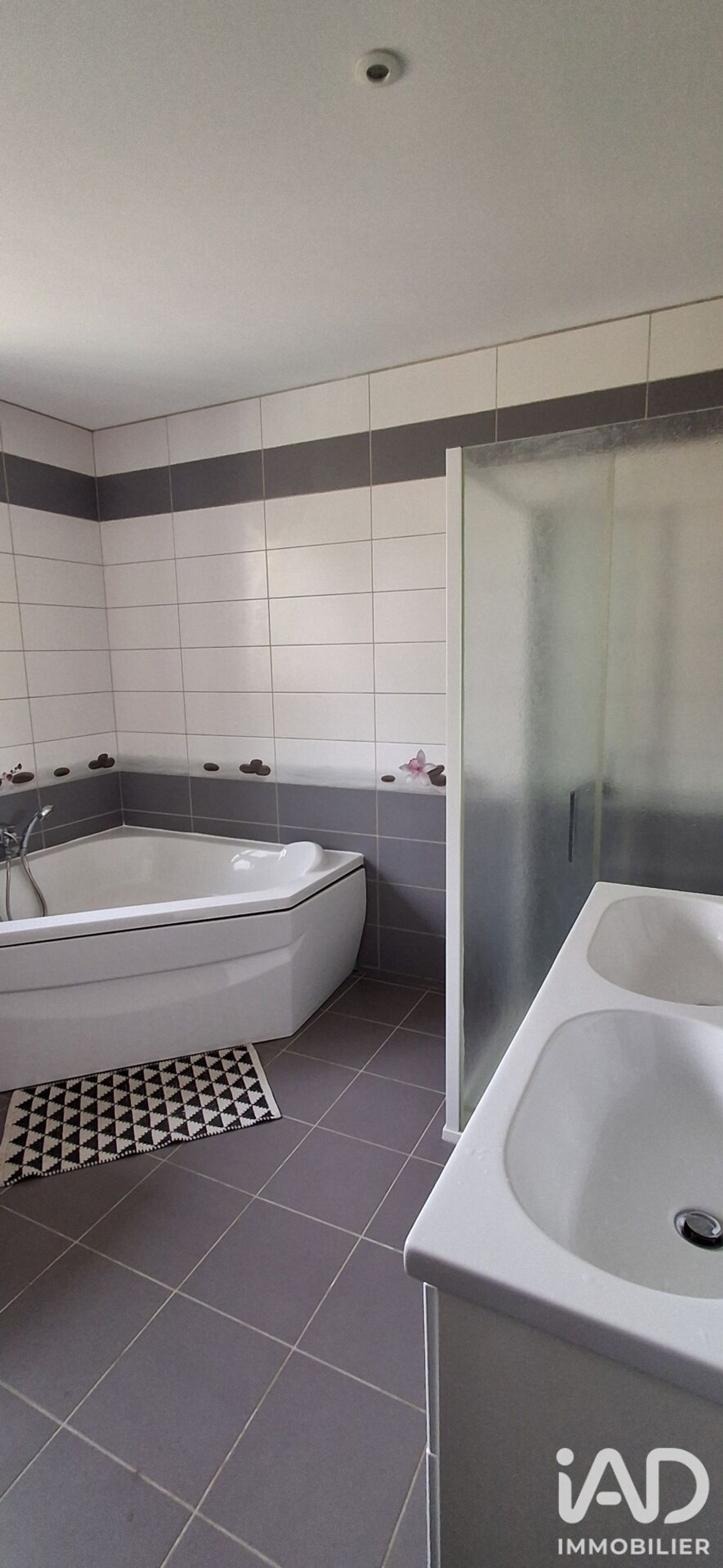 Maison à louer, 298m², Jonchery