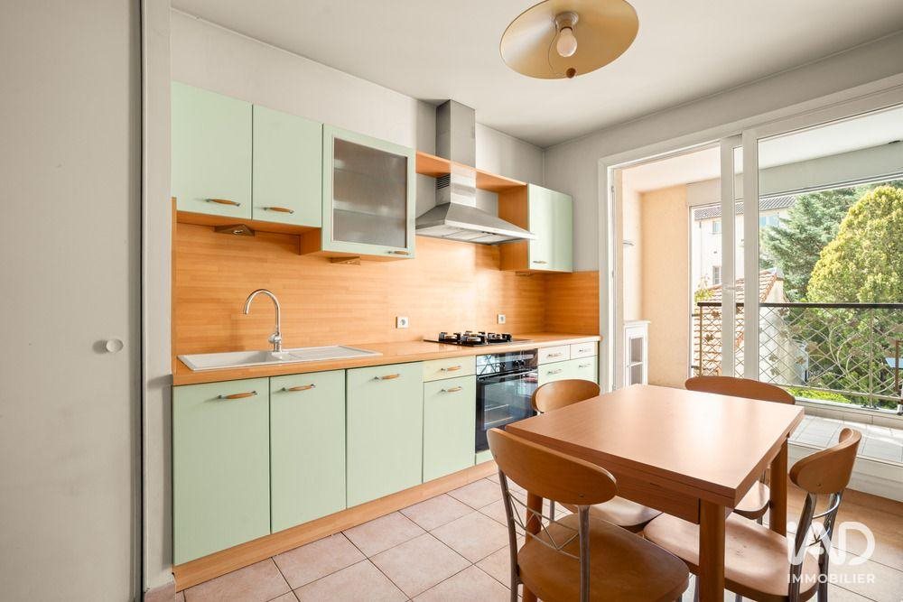 Appartement à vendre, 97m², Écully