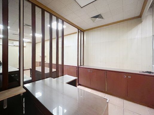 Local commercial 8 pièces 162 m² · à Perpignan · 162 m² · 215 000 €