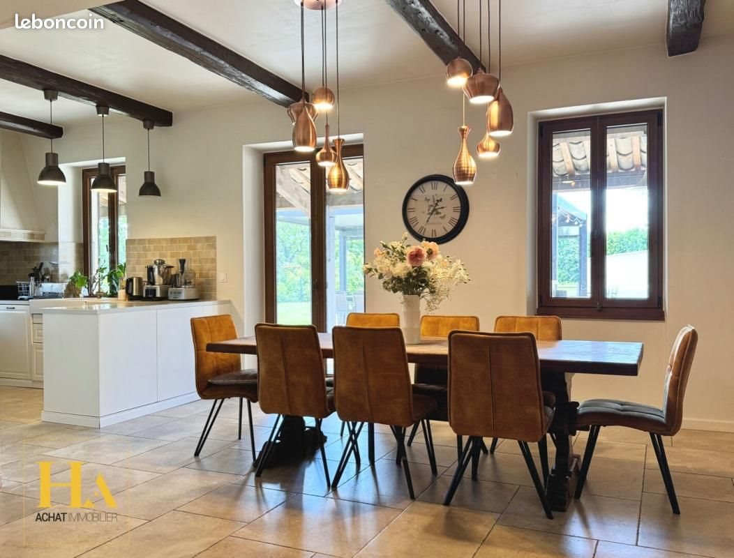 Maison à vendre, 371m², Sauzet