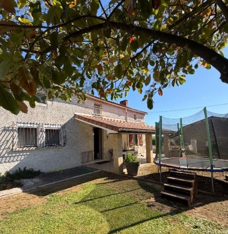 Maison à vendre, 135m², Cellefrouin
