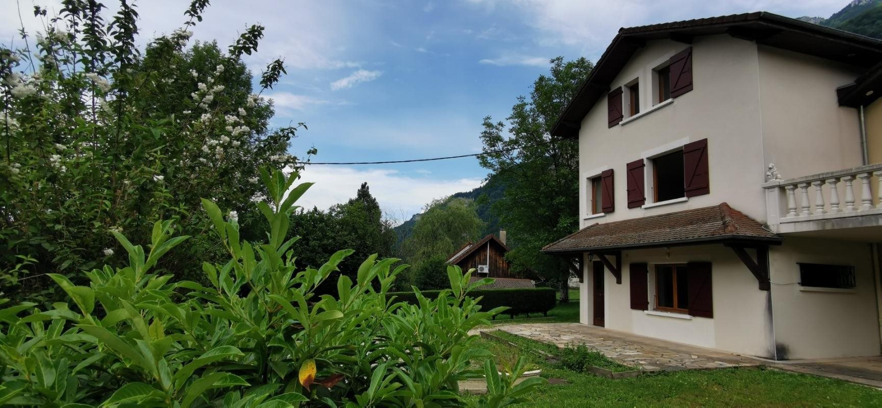 Maison à vendre, 180m², Saint-Joseph-de-Rivière