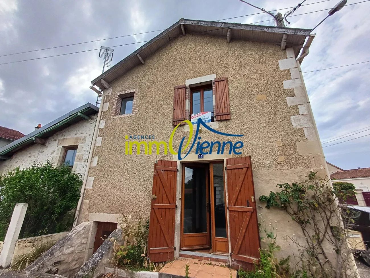 Maison à vendre, 0m², Lussac-les-Châteaux