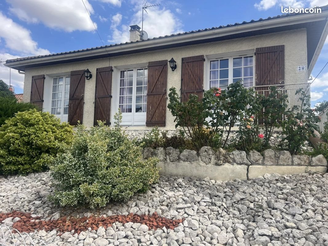 Maison à vendre, 91m², Lussac-les-Châteaux