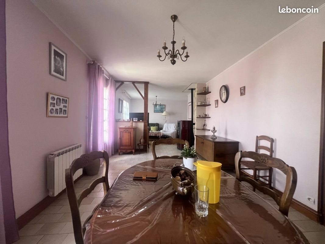 Maison à vendre, 91m², Lussac-les-Châteaux
