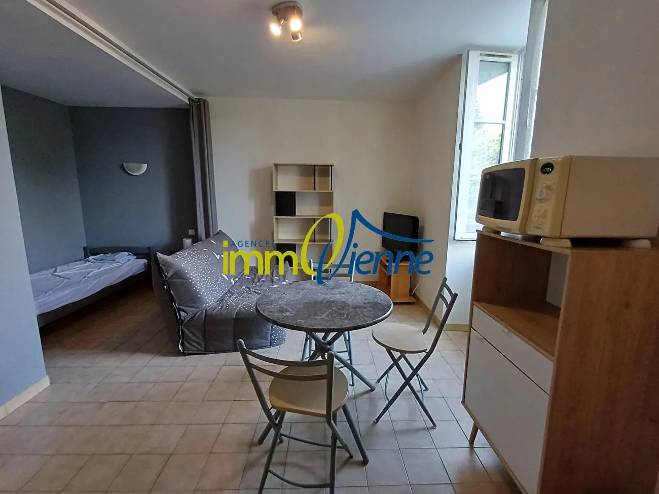 Appartement à louer, NaNm², Lussac-les-Châteaux