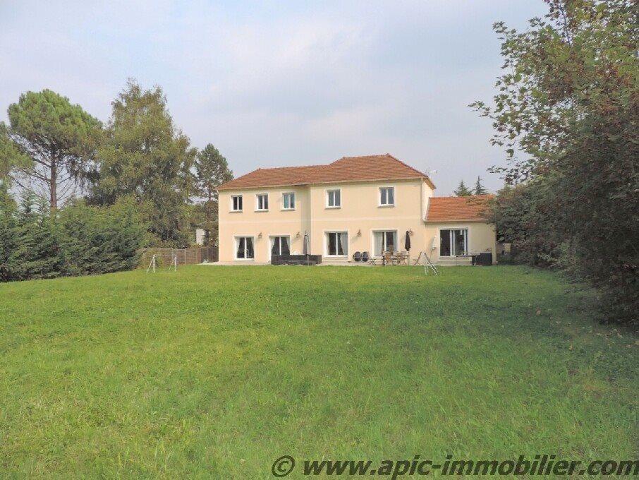 Maison à louer, 241m², Saint-Brice-sous-Forêt