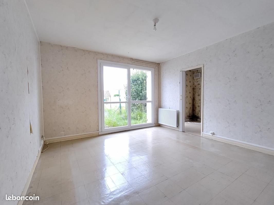 Maison à vendre, 77m², Crèvecoeur-le-Grand