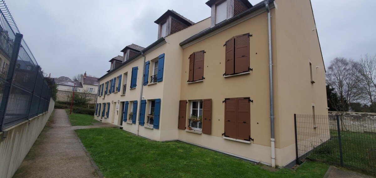 Appartement à louer, 42m², Fleurines