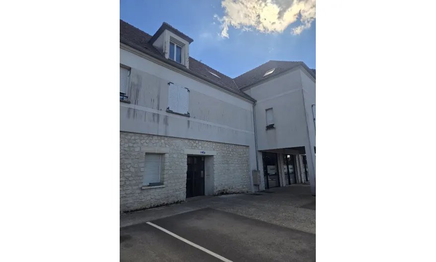 Appartement à louer, 92m², Péroy-les-Gombries