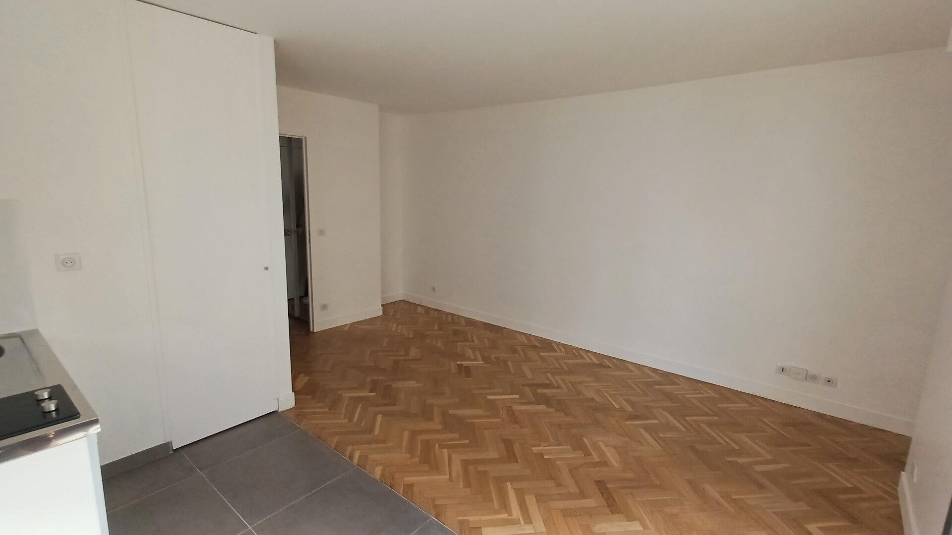 Appartement à louer, 26m², Paris 18ème
