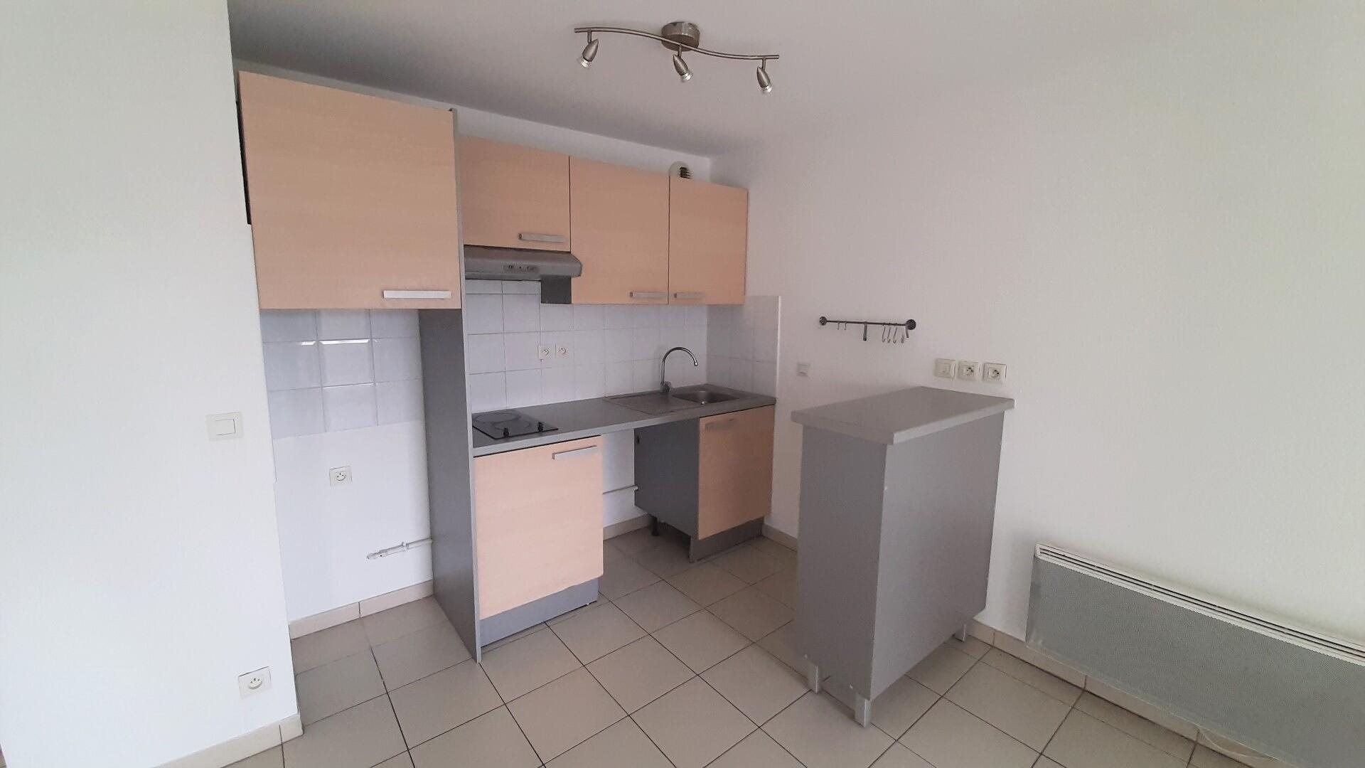Appartement à louer, 69m², Mantes-la-Ville