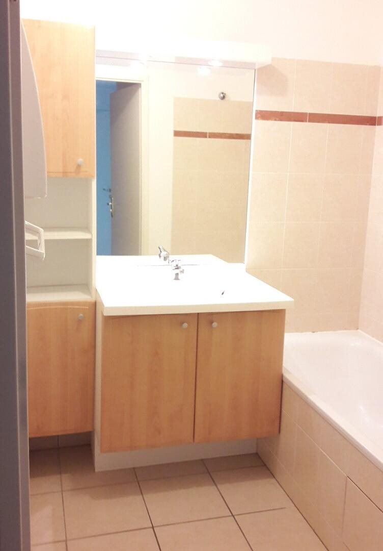 Appartement à louer, 62m², Talence