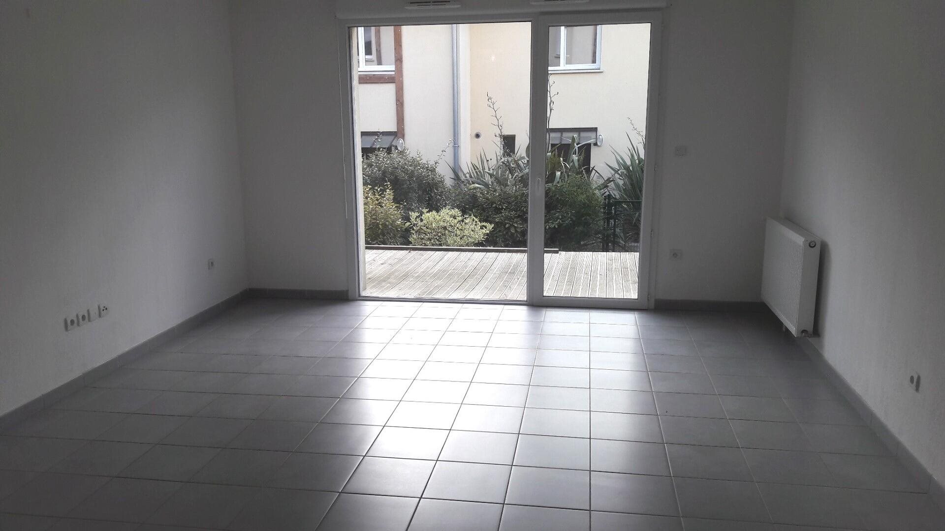 Appartement à louer, 65m², Bruguières