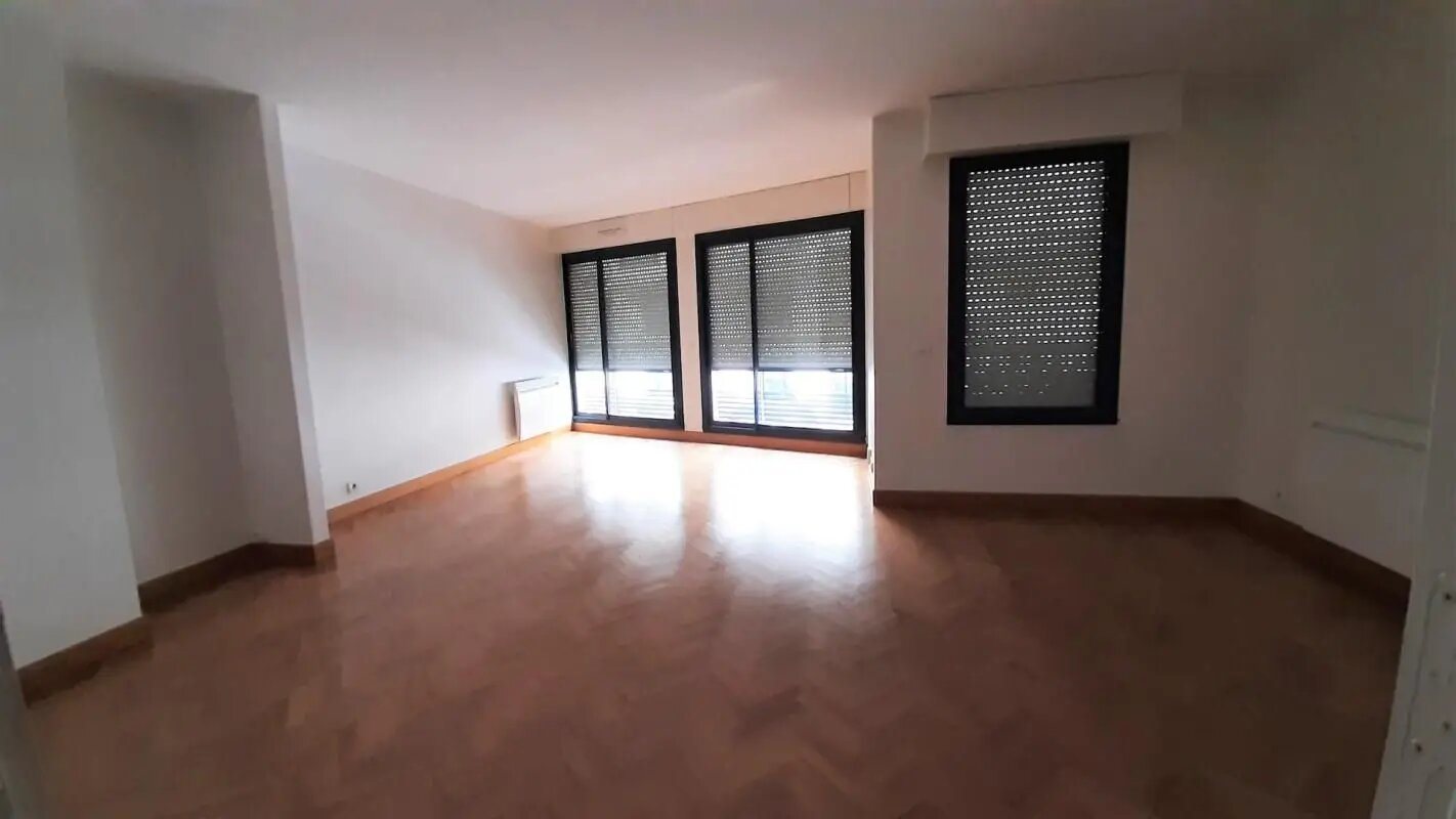 Appartement à louer, 73m², Paris 7ème