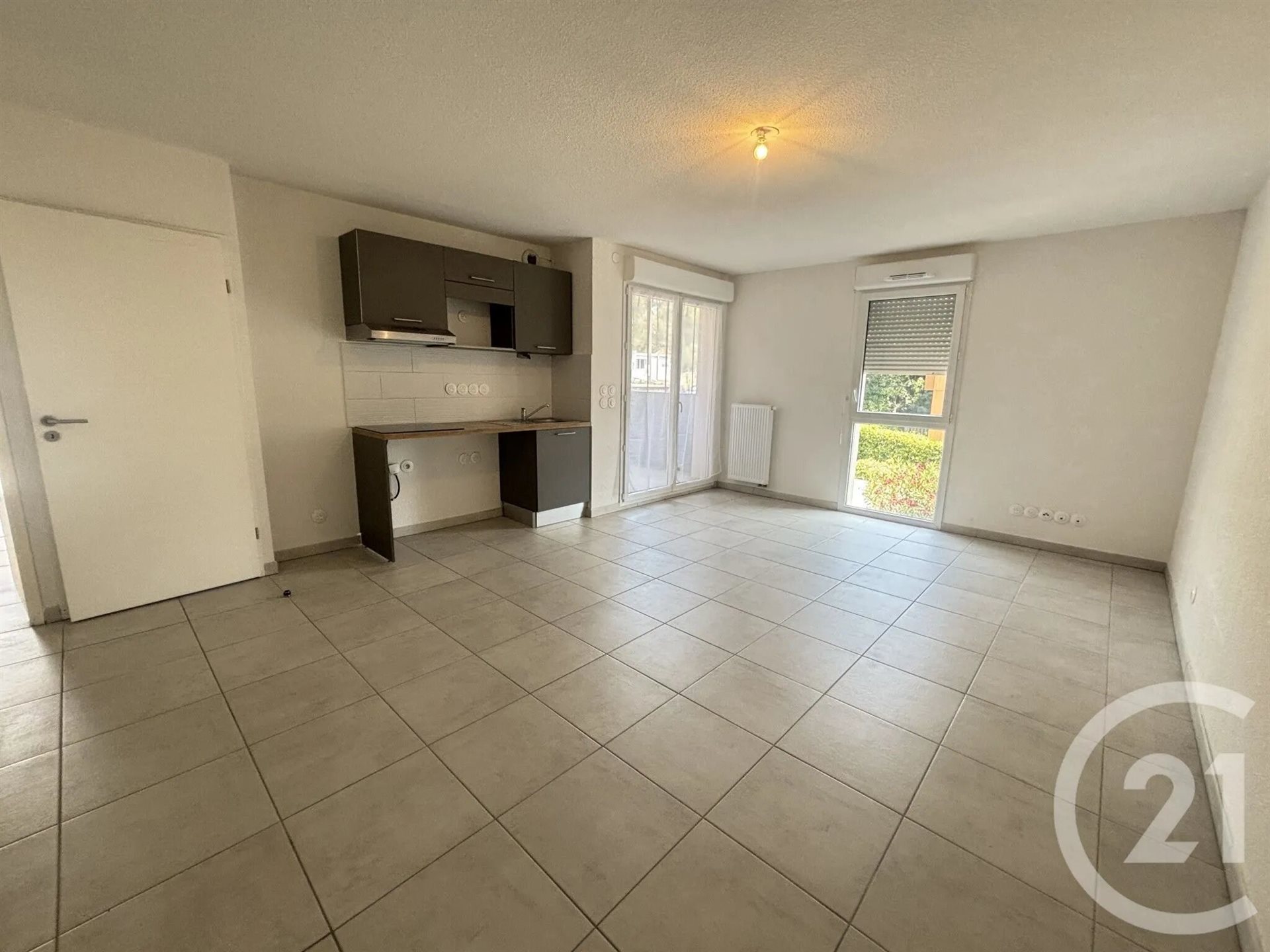 Appartement à louer, 57m², Nîmes