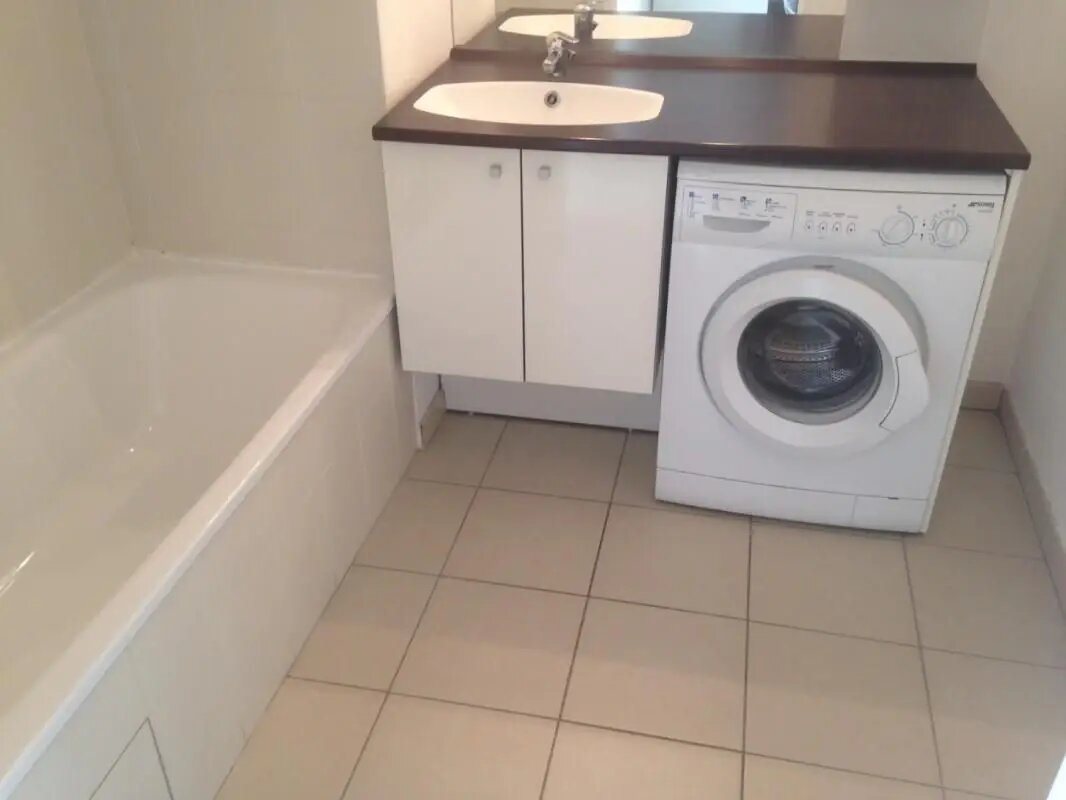 Appartement à louer, 62m², Vénissieux