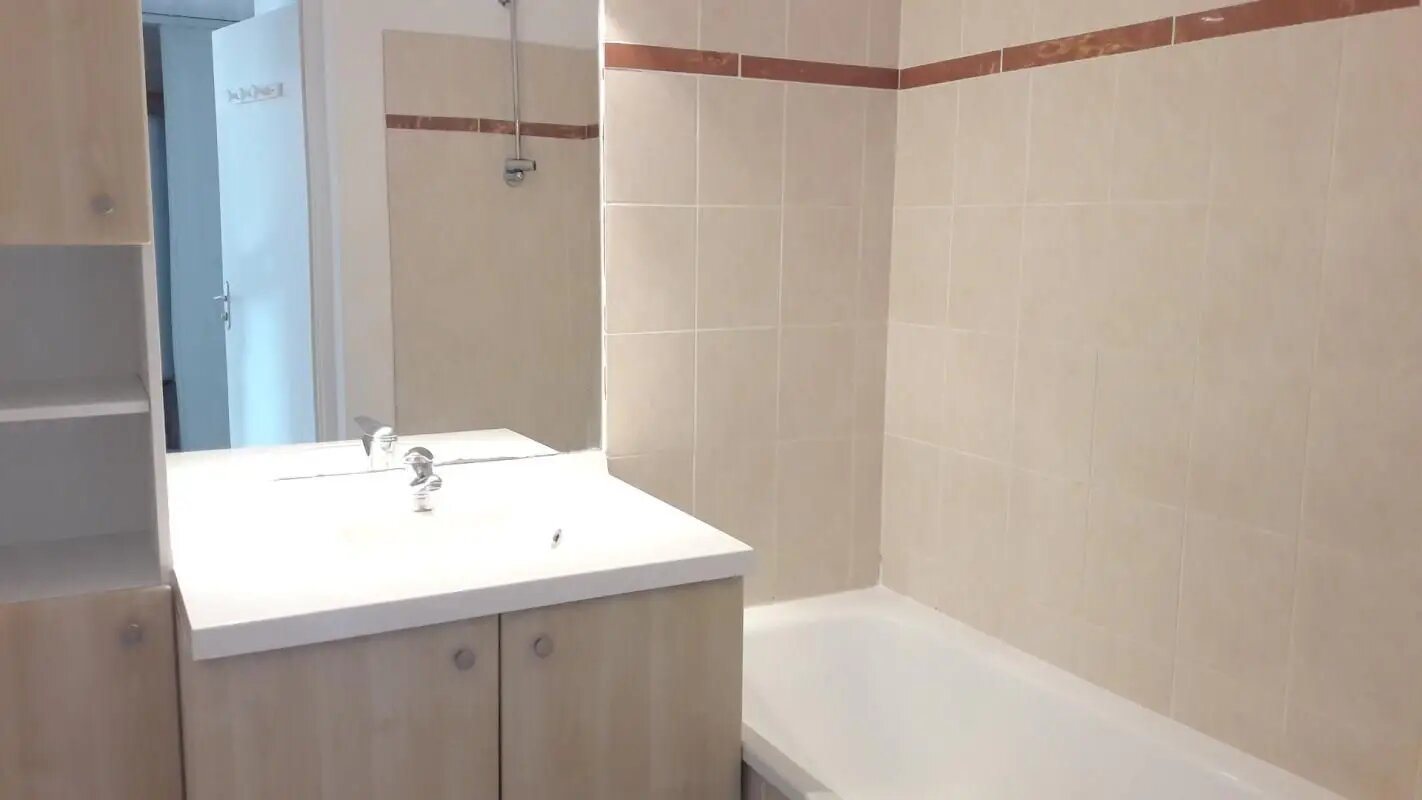 Appartement à louer, 66m², Tours