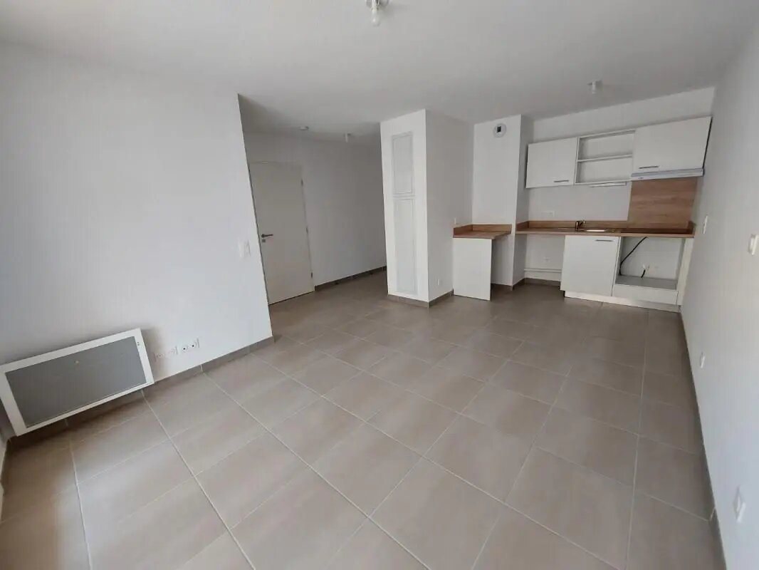 Appartement à louer, 42m², Nîmes