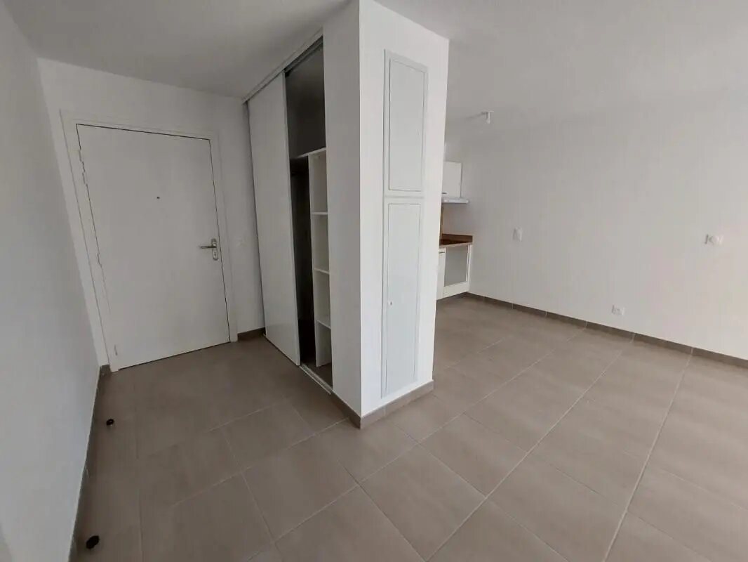 Appartement à louer, 42m², Nîmes