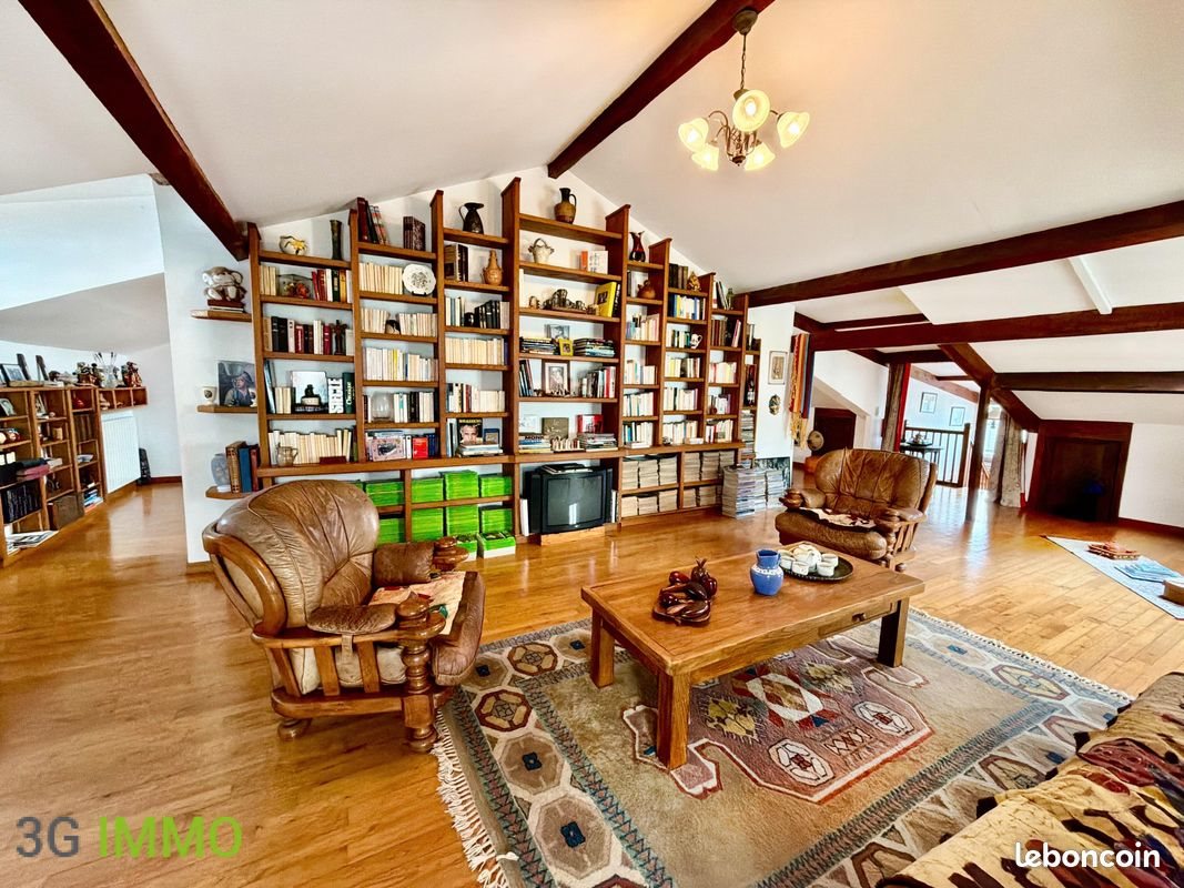 Maison à vendre, 250m², Pau