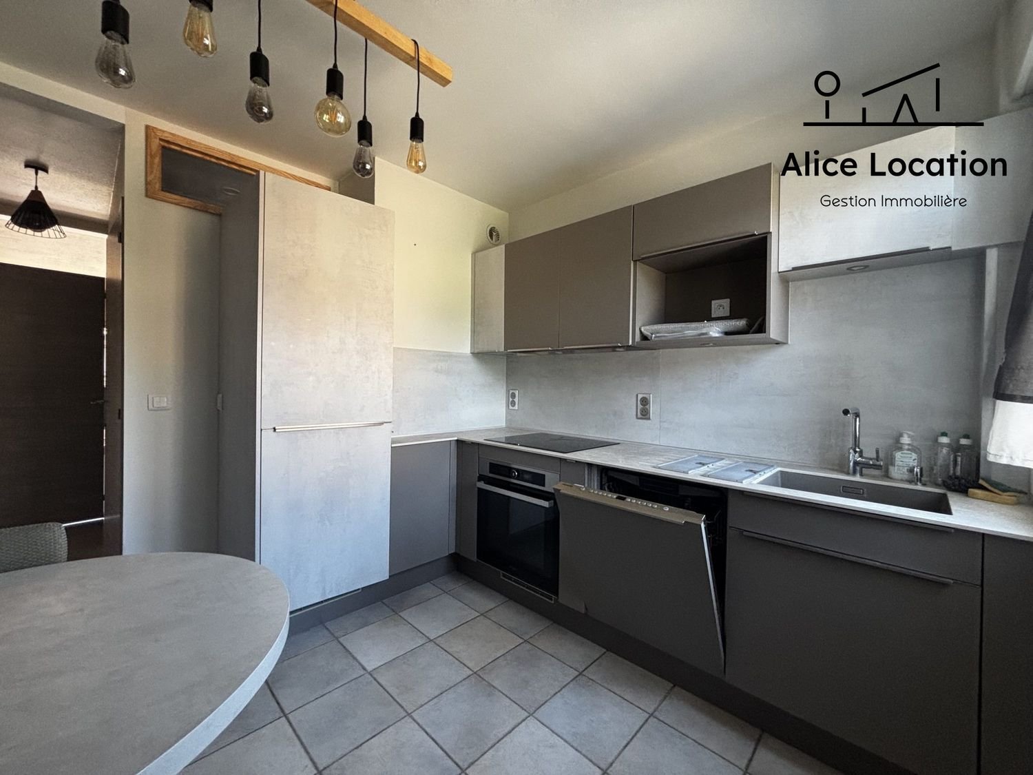 Appartement à louer, 42m², Neuvecelle