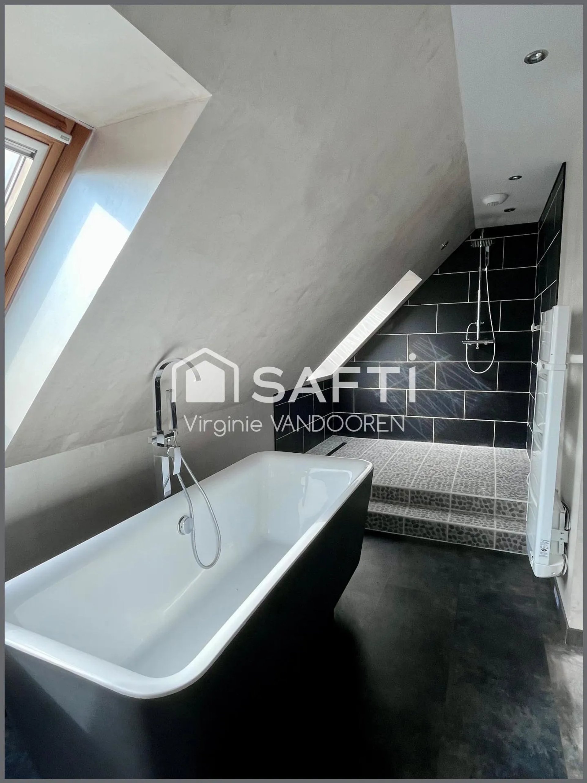 Maison à vendre, 156m², Saint-Étienne-au-Mont