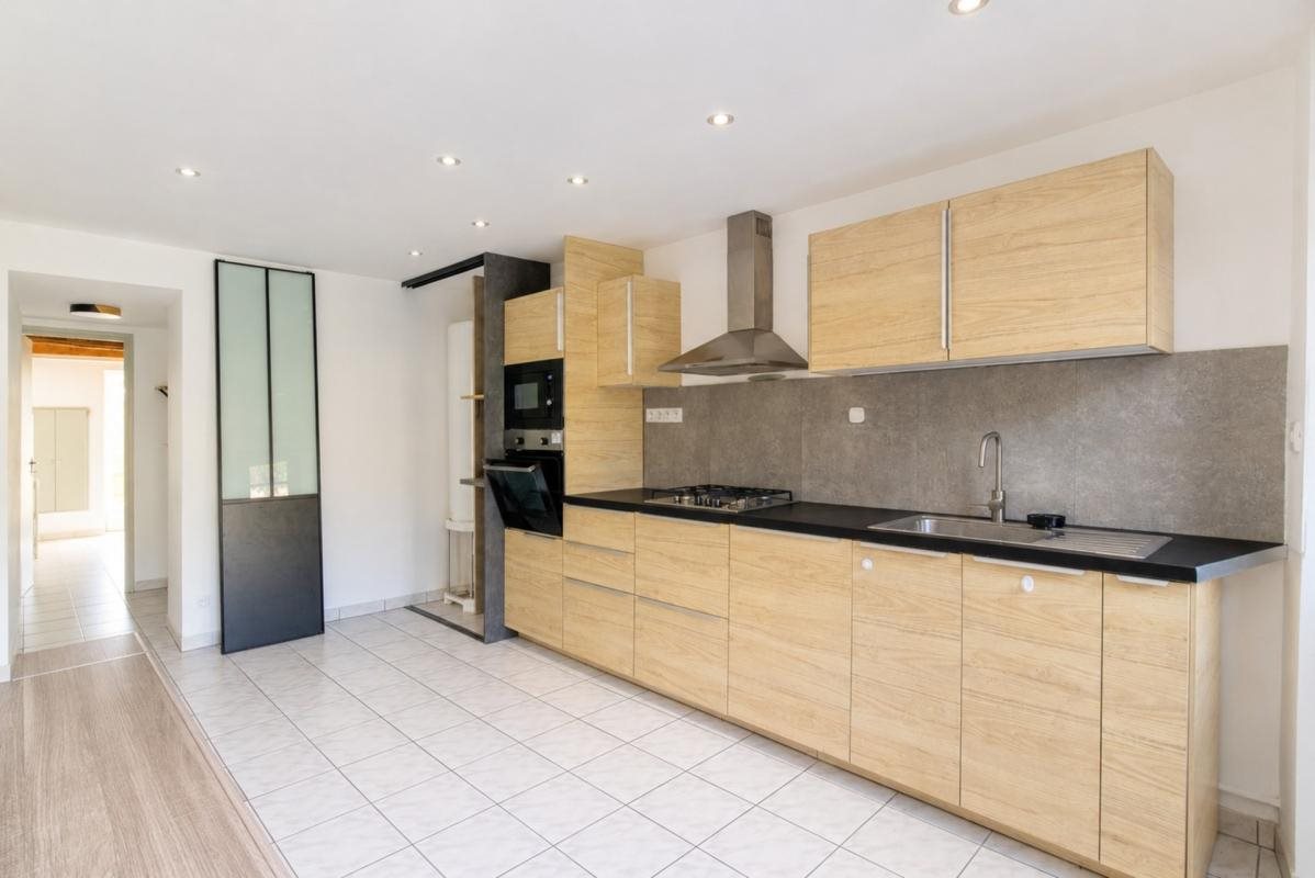Maison à vendre, 171m², Sampans