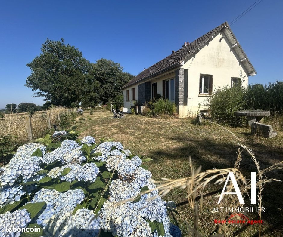 Maison à vendre, 81m², Pont-d'Ouilly