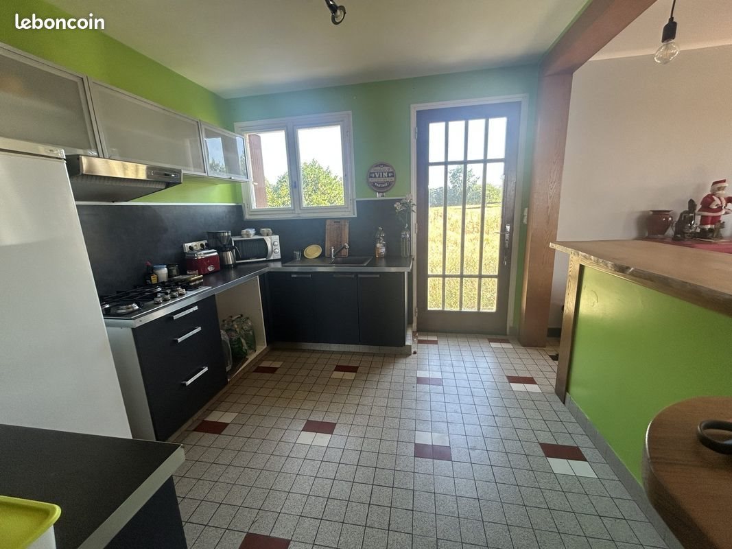 Maison à vendre, 81m², Pont-d'Ouilly