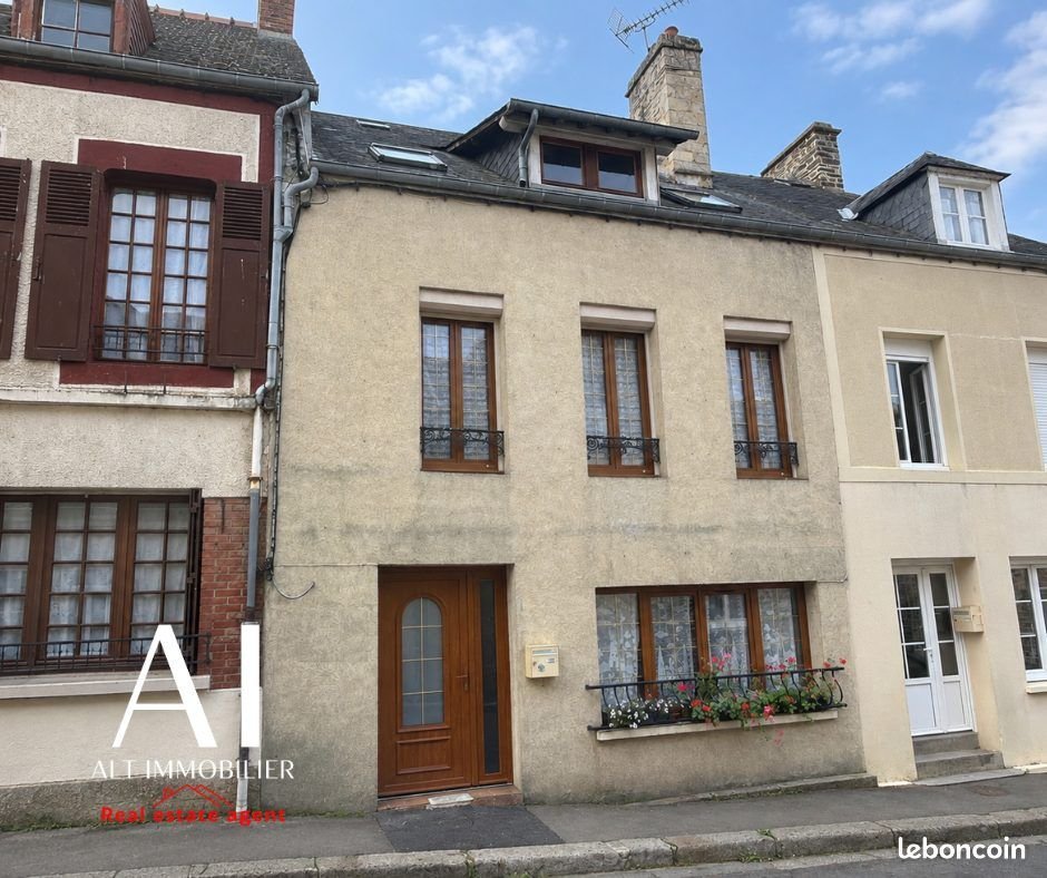 Maison à vendre, 150m², Pont-d'Ouilly