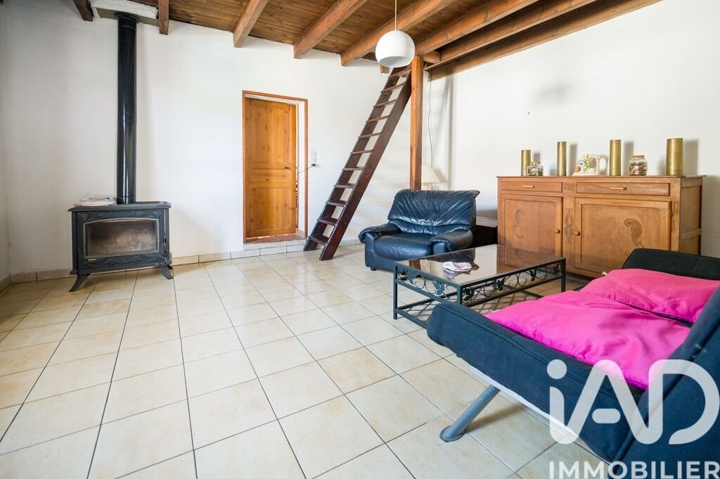 Maison à vendre, 107m², Saint-Martial-d'Artenset